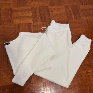 PLT (Pretty Little Thing) White Knit Lounge Set M